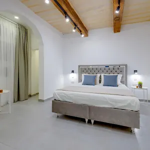 Kapitali 33a , La Valletta Malta